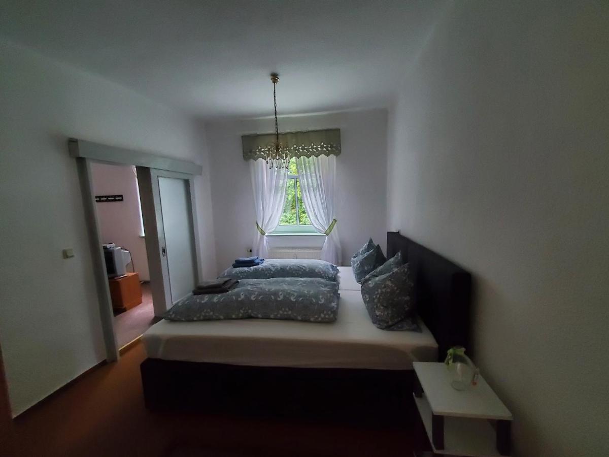 Ferienwohnung Am Rosengarten Löbau Buitenkant foto